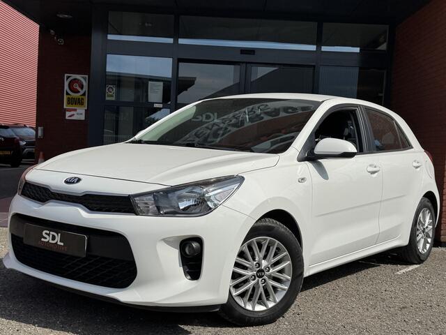KIA RIO 1.2 CVVT DynamicLine // NAVI // AIRCO // CAMERA // LICHT METALEN VELGEN // APPLE CARPLAY - ANDROID AUTO //