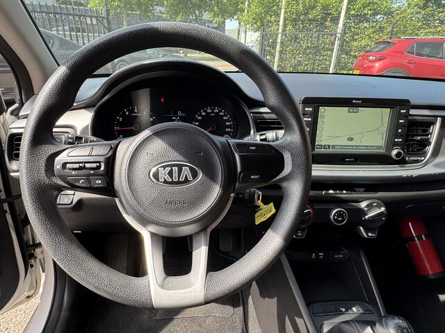 KIA RIO 1.2 CVVT DynamicLine // NAVI // AIRCO // CAMERA // LICHT METALEN VELGEN // APPLE CARPLAY - ANDROID AUTO //