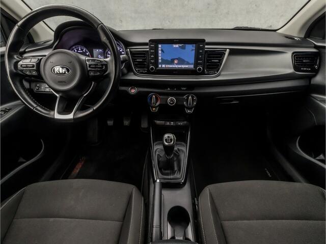 KIA RIO 1.0 TGDI Dynamic Sport (APPLE CARPLAY, NAVIGATIE, CAMERA, GETINT GLAS, SPORTSTOELEN, PARKEERSENSOREN, KEYLESS, CRUISE, LED, NIEUWSTAAT)