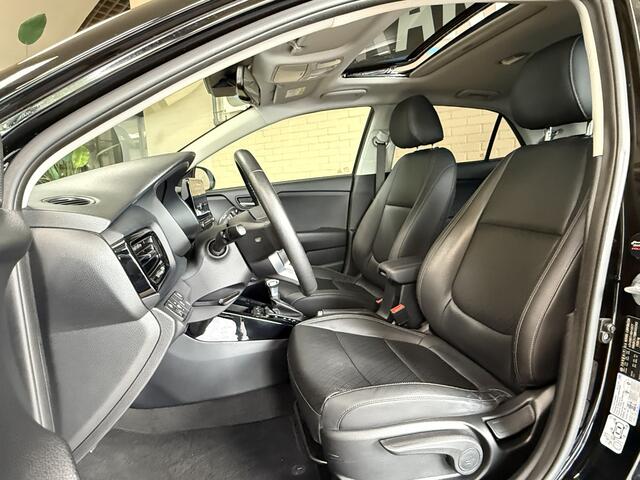 KIA RIO 1.0 T-GDi MHEV Platinum Edition | Navi | Pano | Leder | 17 inch | ACC | Blindspot | 100% dealer onderhouden!