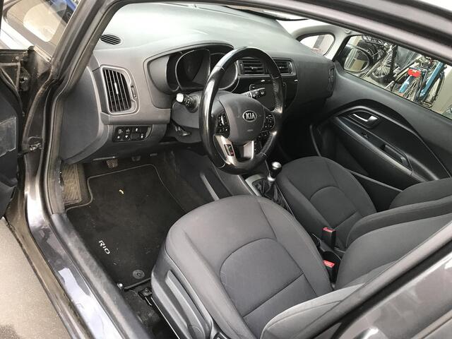KIA RIO 1.2 DynamicLine Navi Trekhaak dealer onderhouden