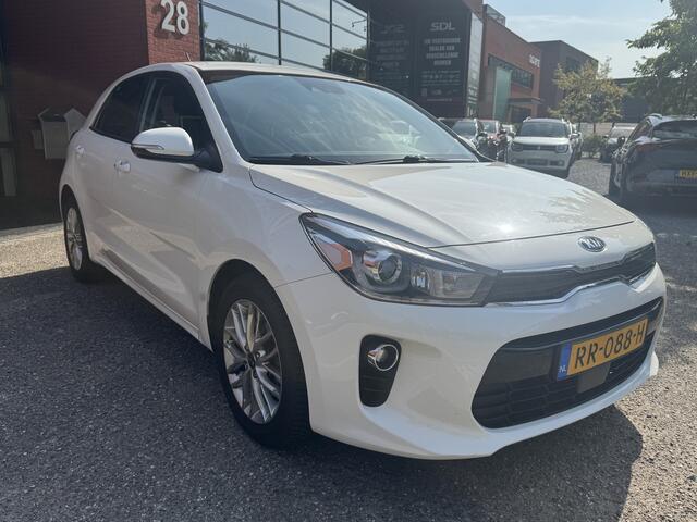 KIA RIO 1.0 TGDI DynamicLine // NAVI // CAMERA // TREKHAAK // CLIMA // CRUISE // APPLE CARPLAY / ANDROID AUTO //