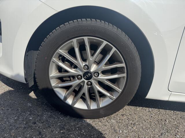 KIA RIO 1.0 TGDI DynamicLine // NAVI // CAMERA // TREKHAAK // CLIMA // CRUISE // APPLE CARPLAY / ANDROID AUTO //