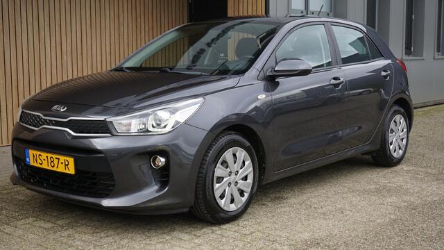 KIA RIO 1.0 TGDI 101pk 5Drs ComfortPlusLine Navigator Navi A-Camera App-Connect LED Airco Cruise Control *1e Eigenaar* 87170km!