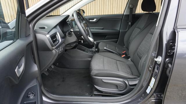 KIA RIO 1.0 TGDI 101pk 5Drs ComfortPlusLine Navigator Navi A-Camera App-Connect LED Airco Cruise Control *1e Eigenaar* 87170km!