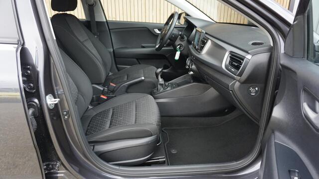KIA RIO 1.0 TGDI 101pk 5Drs ComfortPlusLine Navigator Navi A-Camera App-Connect LED Airco Cruise Control *1e Eigenaar* 87170km!
