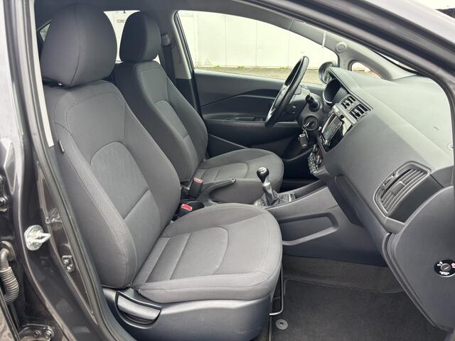 KIA RIO 1.2 CVVT Comfort Plus Navi Camera Climate Cruise PDC