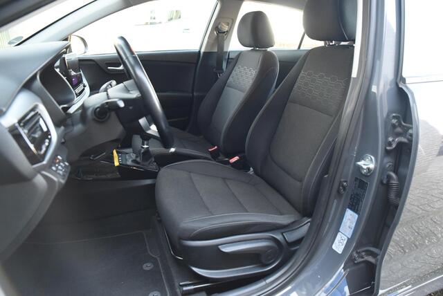 KIA RIO 1.2 Vision Apple Carplay - Camera