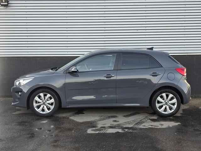 KIA RIO 1.0 T-GDi MHEV DynamicPlusLine Navigatie, Climate control, Cruise control, Privacy glass, LMV, Smart Key, Parkeersensoren achter,