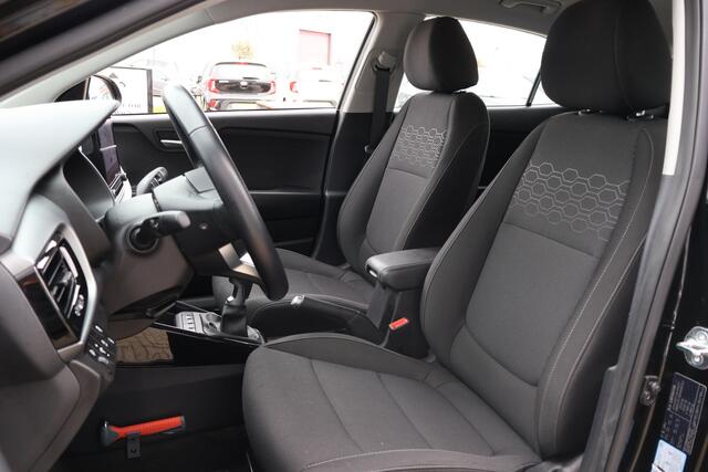 KIA RIO 1.0 T-GDi MHEV DynamicLine 1e Eigenaar | Dealer Onderh | NAP | BTW | Navi | Camera | Carplay | ACC | DAB | PDC | LED | Hill-Hold | Start/Stop