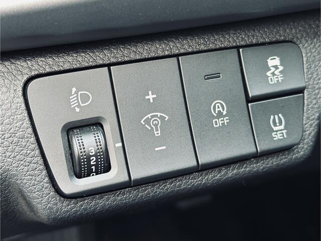 KIA RIO CLIMATE CRUISE CONTR / NAVIGATIE / CAMERA ...