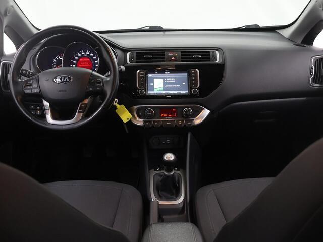 KIA RIO 1.2 CVVT ExecutiveLine | Navigatie | Stoel/Stuurwielverwarming | Parkeercamera | Climate Control | Parkeersensoren