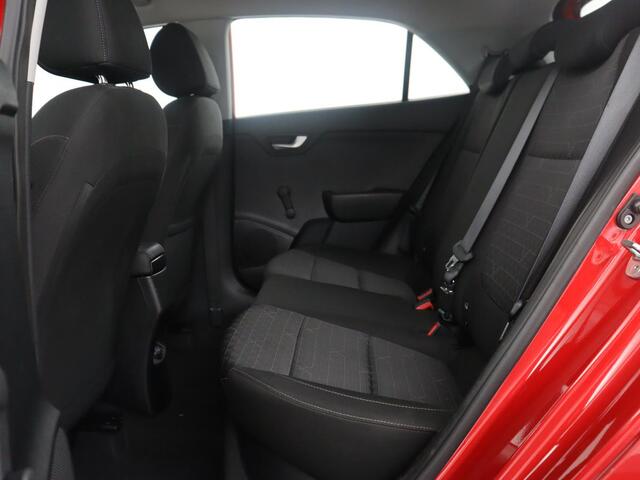 KIA RIO 1.0 TGDI DynamicLine | Carplay | Camera | Full LED | Cruise control | Navigatie | Lichtmetaal 15 '' | Full LED | DAB |