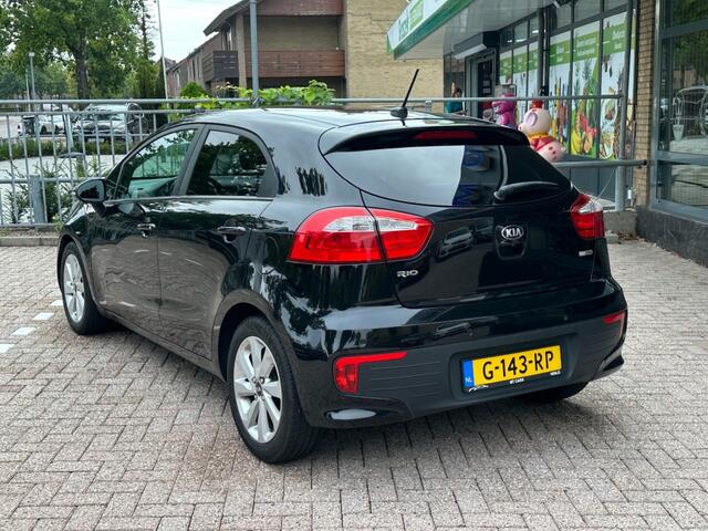 KIA RIO 1.2 CVVT Dynamic Line Navi Camera Telefoon Cruise