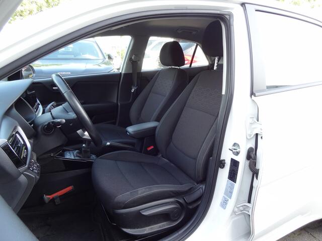 KIA RIO 1.0 T-GDi MHEV DynamicLine – foto 6