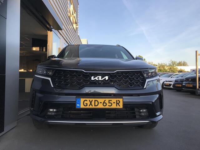 KIA SORENTO 1.6 T-GDI Plug-in Hybrid 4WD ExecutiveLine 5p. Kia Sorento 1.6 T-GDI Plug-in Hybrid 4WD ComfortLine 5p.