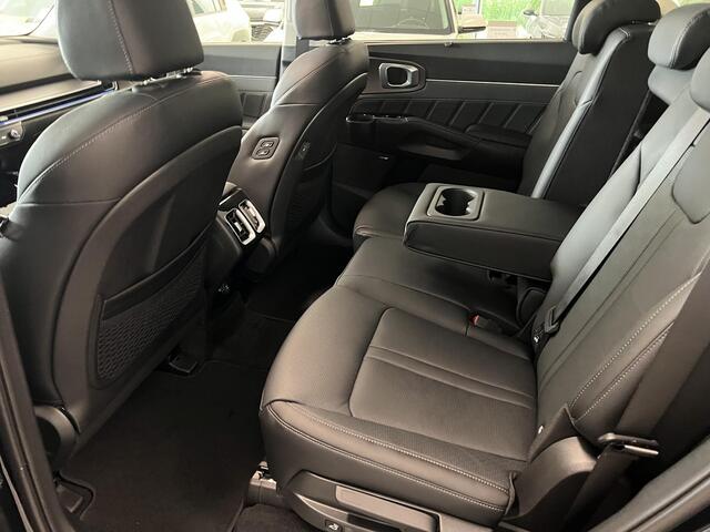 KIA SORENTO 1.6 T-GDi Plug-in Hybrid 4WD DynamicPlusLine 7p. Uitvoorraad leverbaar, Nieuw.