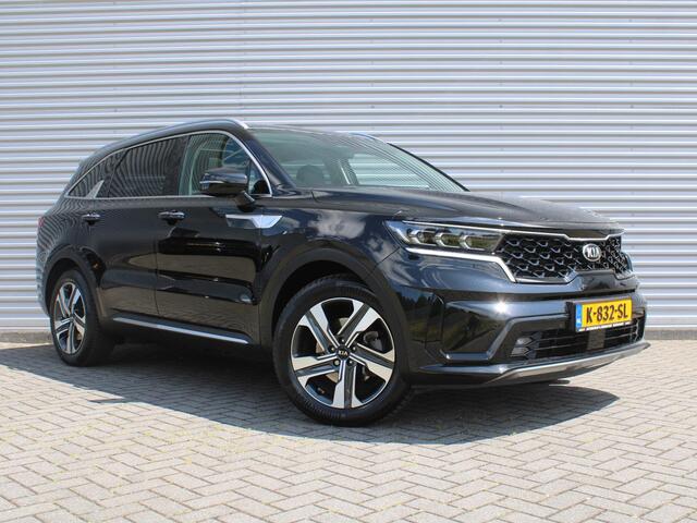 KIA SORENTO 1.6 T-GDI Plug-in Hybrid 4WD DynamicPlusLine 7p. | Navi | 19" LM | Trekhaak | 7 zitter | Bose audio | Camera | PDC | Cruise |