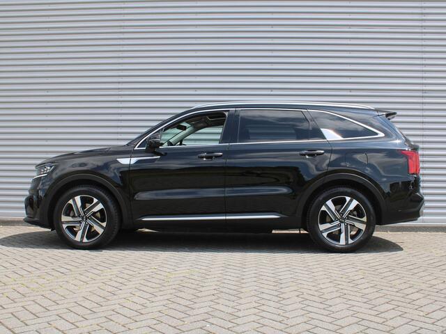 KIA SORENTO 1.6 T-GDI Plug-in Hybrid 4WD DynamicPlusLine 7p. | Navi | 19" LM | Trekhaak | 7 zitter | Bose audio | Camera | PDC | Cruise |