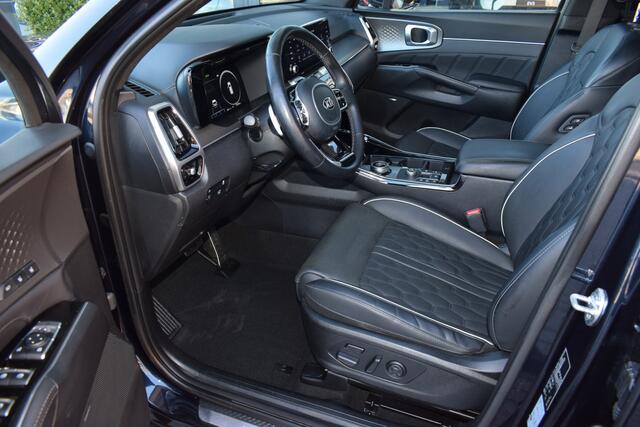 KIA SORENTO 1.6 T-GDi/230pk Hybrid/HEV ExecutiveLine AT-6 7-Zits ECC Cr.Control-Adapt. Navi+Camera+BT Leder+Verw.+Koeling Pano-dak 19"LMV Tot 10Jr. Kia-Garantie