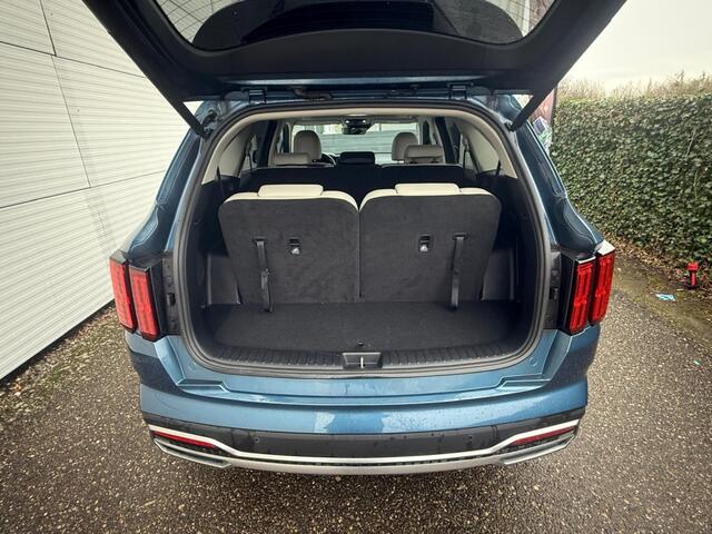 KIA SORENTO 1.6 HEV 4WD AT6 5D 7PL