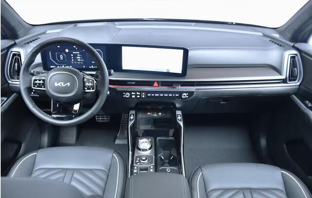 KIA SORENTO 1.6 T-GDi Plug-in Hybrid 4WD ExecutiveLine 7p. Uit voorraad Leverbaar vanaf April 2026 ! Gloednieuwe auto !