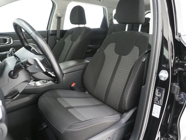 KIA SORENTO 1.6 T-GDI Plug-in Hybrid 4WD 7p. | Camera | Adaptive Cruise | Keyless | Virtual | Climate | DAB | Carplay