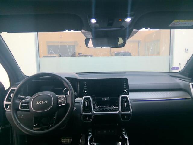 KIA SORENTO 1.6 T-GDI PLUG-IN HYBRID 4WD EXECUTIVELINE 7-PERS I TREKHAAK I LEDEREN BEKLEDING I SCHUIFDAK