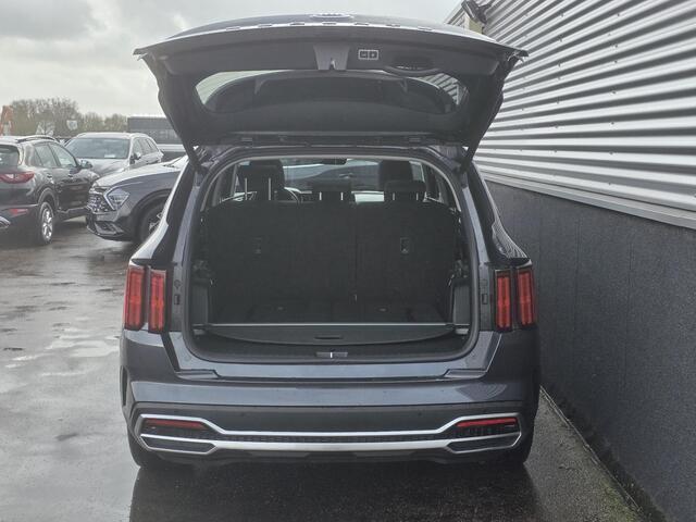 KIA SORENTO 1.6 T-GDI Hybrid 2WD ExecutiveLine 7p. Schuif/kanteldak, Leder, BTW-auto, Stoelventilatie & verwarming, Stuurwiel verwarmd, 360" Camera, Dodehoekdetectie