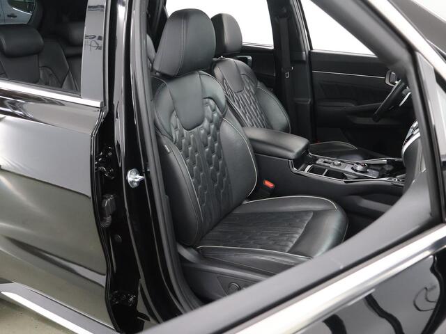 KIA SORENTO 1.6 T-GDI Plug-in Hybrid 4WD ExecutiveLine 7p. | Trekhaak | Panoramaschuifdak | 360 Camera | Stoelventilatie | Head-up display | Keyless | Dodehoekcamera | Bose Premium Sound |