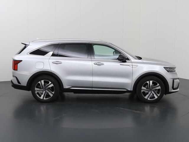 KIA SORENTO 1.6 T-GDI Plug-in Hybrid 4WD ExecutiveLine 7p. | Panoramaschuifdak | 360 Camera | Stoelventilatie | Head-up display | Keyless | Dodehoekcamera | Bose Premium Sound |