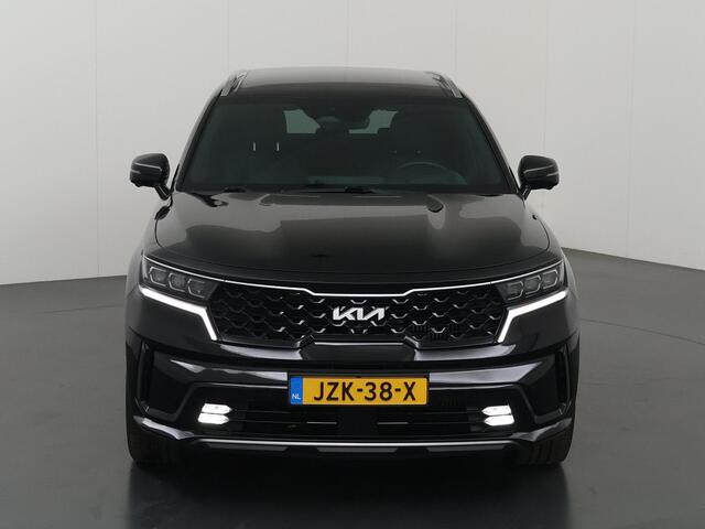 KIA SORENTO 1.6 T-GDI Plug-in Hybrid 4WD ExecutiveLine 7p. | Panoramaschuifdak | 360 Camera | Stoelventilatie | Head-up display | Keyless | Dodehoekcamera | Bose Premium Sound |