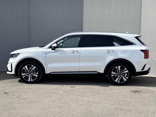 KIA SORENTO 1.6 T-GDI Plug-in Hybrid 4WD DynamicPlusLine 5p. / Automaat / Fabrieksgarantie tot 12-2029 / Dealer onderhouden / 1.500 kg Afneembare trekhaak / EAER 61 km stad 69km / Leder / Navigatie / Adapt. CC / BOSE / Rondom Zicht Camera / Apple Carplay/Android / el