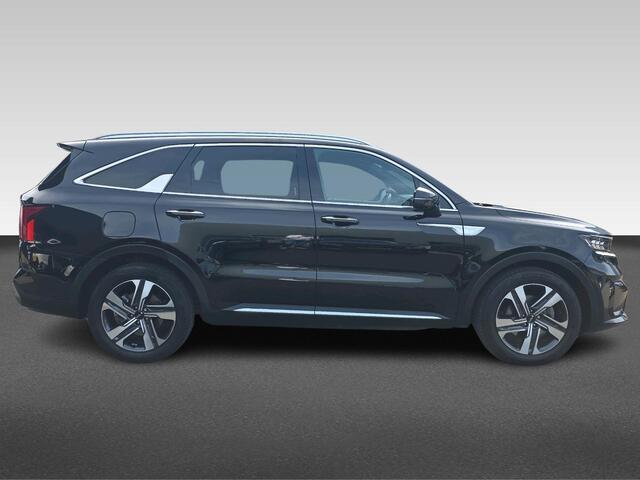KIA SORENTO 1.6 T-GDI Plug-in Hybrid 4WD ExecutiveLine 7p. | Automaat | Stoelverwarming/Koeling | 360 Camera | Volleder | Trekhaak | Pano | Bose |