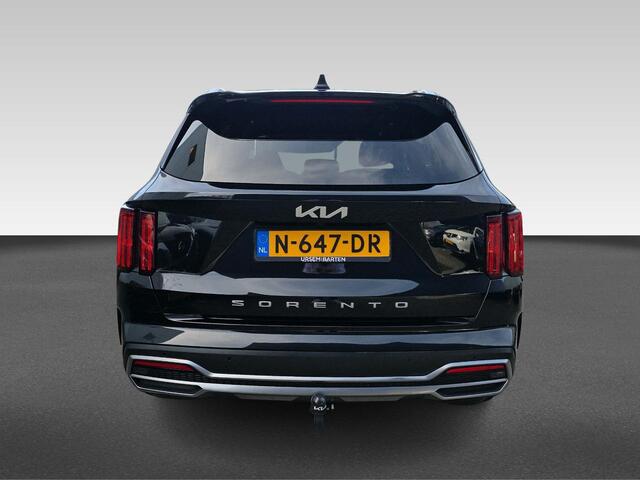 KIA SORENTO 1.6 T-GDI Plug-in Hybrid 4WD ExecutiveLine 7p. | Automaat | Stoelverwarming/Koeling | 360 Camera | Volleder | Trekhaak | Pano | Bose |