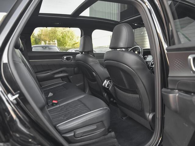 KIA SORENTO 1.6 T-GDI Plug-in Hybrid 4WD ExecutiveLine 5p. Leer Panoramadak Camera Adaptive cruise control Navi