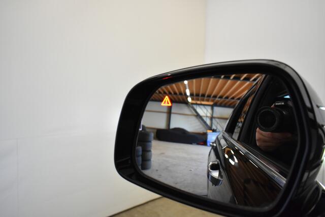 KIA SORENTO 1.6 T-GDI Hybrid Executive 7pers Trekhaak Panodak Vol Leder Camera EL aKlep