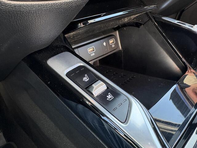 KIA SORENTO 1.6 T-GDI Plug-in Hybrid 4WD ExecutiveLine 5p. | Panoramadak | Afneembare trekhaak | Stoelverwarming/ventilatie | ACC | Memory Seats |