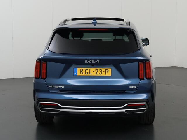 KIA SORENTO 1.6 T-GDI Plug-in Hybrid 4WD ExecutiveLine 7p. | Panoramaschuifdak | 360 Camera | Stoelventilatie | Head-up display | Keyless | Dodehoekcamera | Bose Premium Sound |