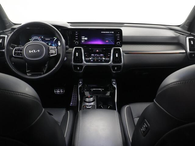 KIA SORENTO 1.6 T-GDI Plug-in Hybrid 4WD ExecutiveLine 7p. | Panoramaschuifdak | 360 Camera | Stoelventilatie | Head-up display | Keyless | Dodehoekcamera | Bose Premium Sound |