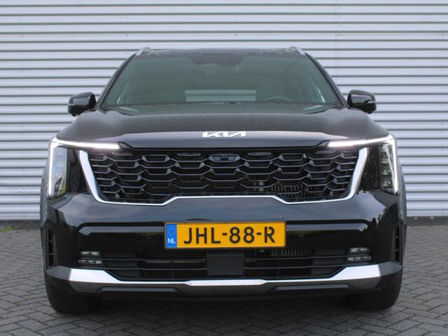 KIA SORENTO 1.6 T-GDi Plug-in Hybrid 4WD ExecutiveLine 6p. | BTW Auto | Captain Chairs | Trekhaak | Leder | 360° Camera | Pano | Stoelgeheugen | All season banden |