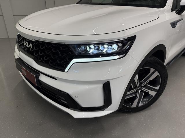 KIA SORENTO 1.6 T-GDI Plug-in Hybrid 4WD Platinum LEER/HEAD-UP/BOSE/360CAMERA/LED/VENTILATIE+MEMORY/CARPLAY/19"/EL.A.KLEP/DONKERE-HEMEL/NIVEAU-REGELING/KIA FABRIEKS-GARANTIE T/M 12-2028