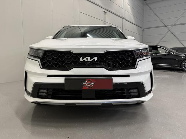 KIA SORENTO 1.6 T-GDI Plug-in Hybrid 4WD Platinum LEER/HEAD-UP/BOSE/360CAMERA/LED/VENTILATIE+MEMORY/CARPLAY/19"/EL.A.KLEP/DONKERE-HEMEL/NIVEAU-REGELING/KIA FABRIEKS-GARANTIE T/M 12-2028