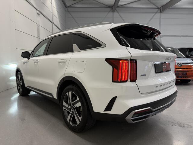 KIA SORENTO 1.6 T-GDI Plug-in Hybrid 4WD Platinum LEER/HEAD-UP/BOSE/360CAMERA/LED/VENTILATIE+MEMORY/CARPLAY/19"/EL.A.KLEP/DONKERE-HEMEL/NIVEAU-REGELING/KIA FABRIEKS-GARANTIE T/M 12-2028