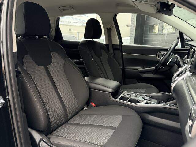 KIA SORENTO 1.6 T-GDI Plug-in Hybrid 4WD DynamicLine 7p. | Trekhaak | Camera | ACC | ¤35.900,- incl. BTW