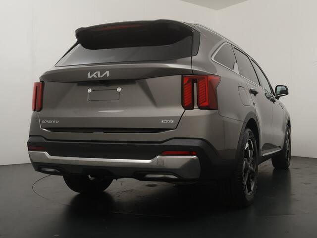 KIA SORENTO 1.6 T-GDi Plug-in Hybrid 4WD DynamicPlusLine 7p - Direct beschikbaar - Stel-/stuurverwarming - Schuif-/kanteldak - Navigatie - Fabrieksgarantie tot 07-2033