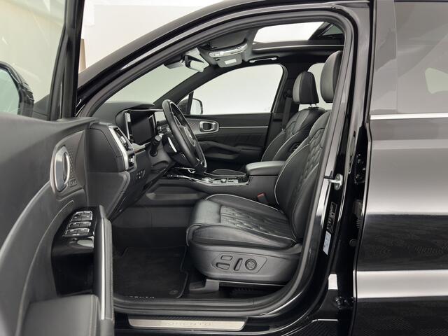 KIA SORENTO 1.6 T-GDI Plug-in Hybrid 4WD ExecutiveLine [ 7-Pers. ] (Plug-in) (INCL.BTW) *PANO | HEAD-UP | LEATHER | MEMORY-PACK | TOP-VIEW | FULL-LED | BLINDSPOT | ADAPTIVE-CRUISE | HEATED-COMFORTSEATS | BOSE-SOUND | KEYLESS | DIGI-COCKPIT | PRIVACY-GLASS | AMBIENT-L