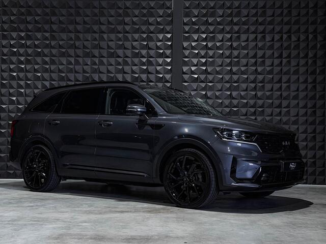 KIA SORENTO 1.6 T-GDI Plug-in Hybrid 4WD Dyn.+Line 7p. All Black | Pano | 21"| Bose | HUD | Side | Memo | Topview | Vent | Ad. Cruise |
