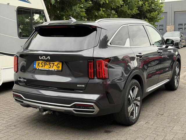 KIA SORENTO 1.6 T-GDI Plug-in Hybrid 4WD ExecutiveLine 5p. Pano Leder Memory Stoelkoeling Head up Trekhaak