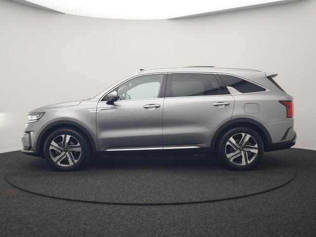 KIA SORENTO 1.6 T-GDI 4WD ExecutiveLine PHEV 265pk Dealer O.H | Trekhaak Afn. | Panodak | Head Up | Adaptive Cruise | 360 Camera | Bose Audio | Lederen Sportstoelen Memory & Ventilatie | Stoelen & Stuur Verwarmd | Blis | Keyless | Apple Carplay | Plug In Hybrid |